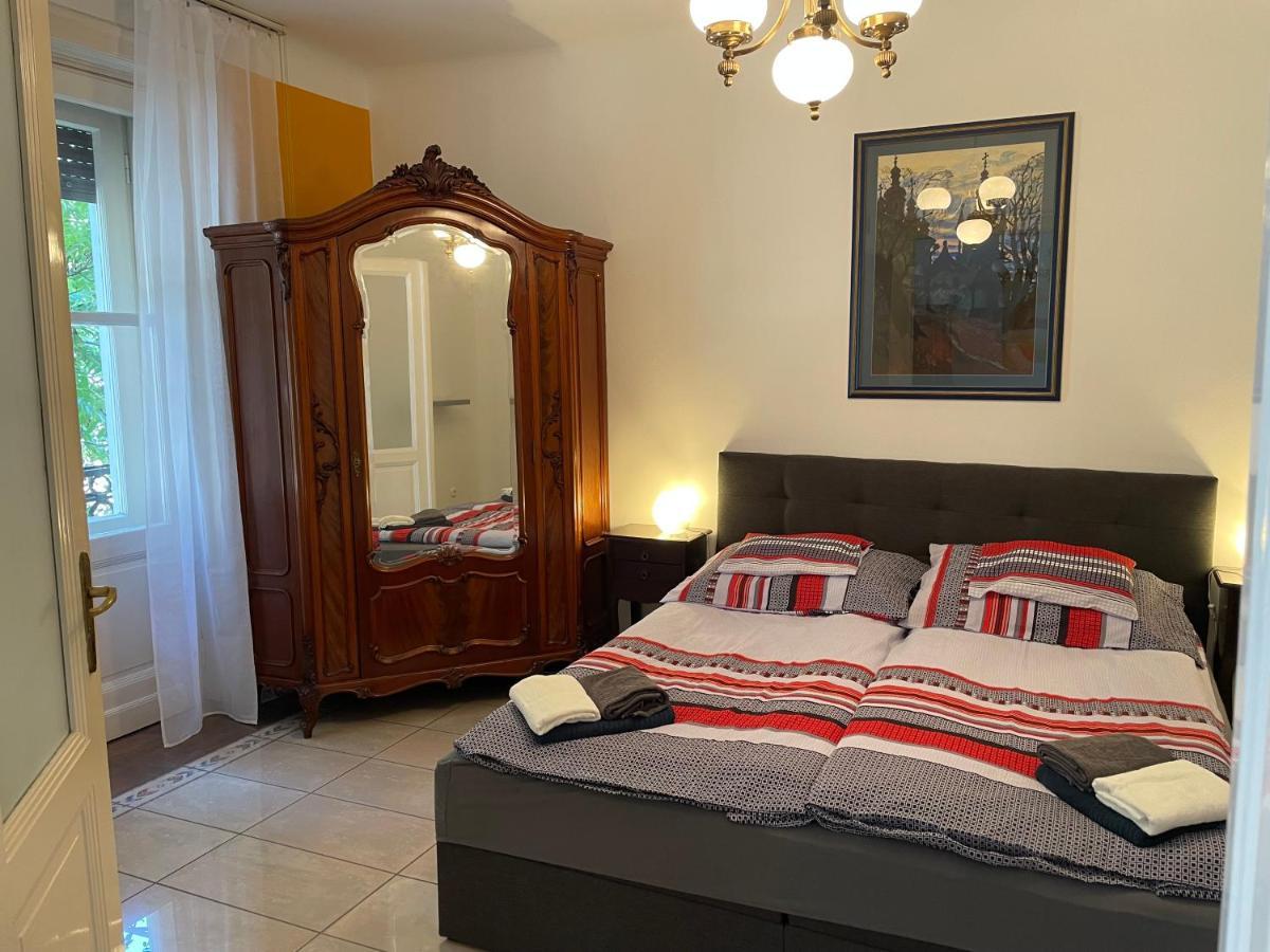 Buda Castle Apartment Budapest Exteriör bild