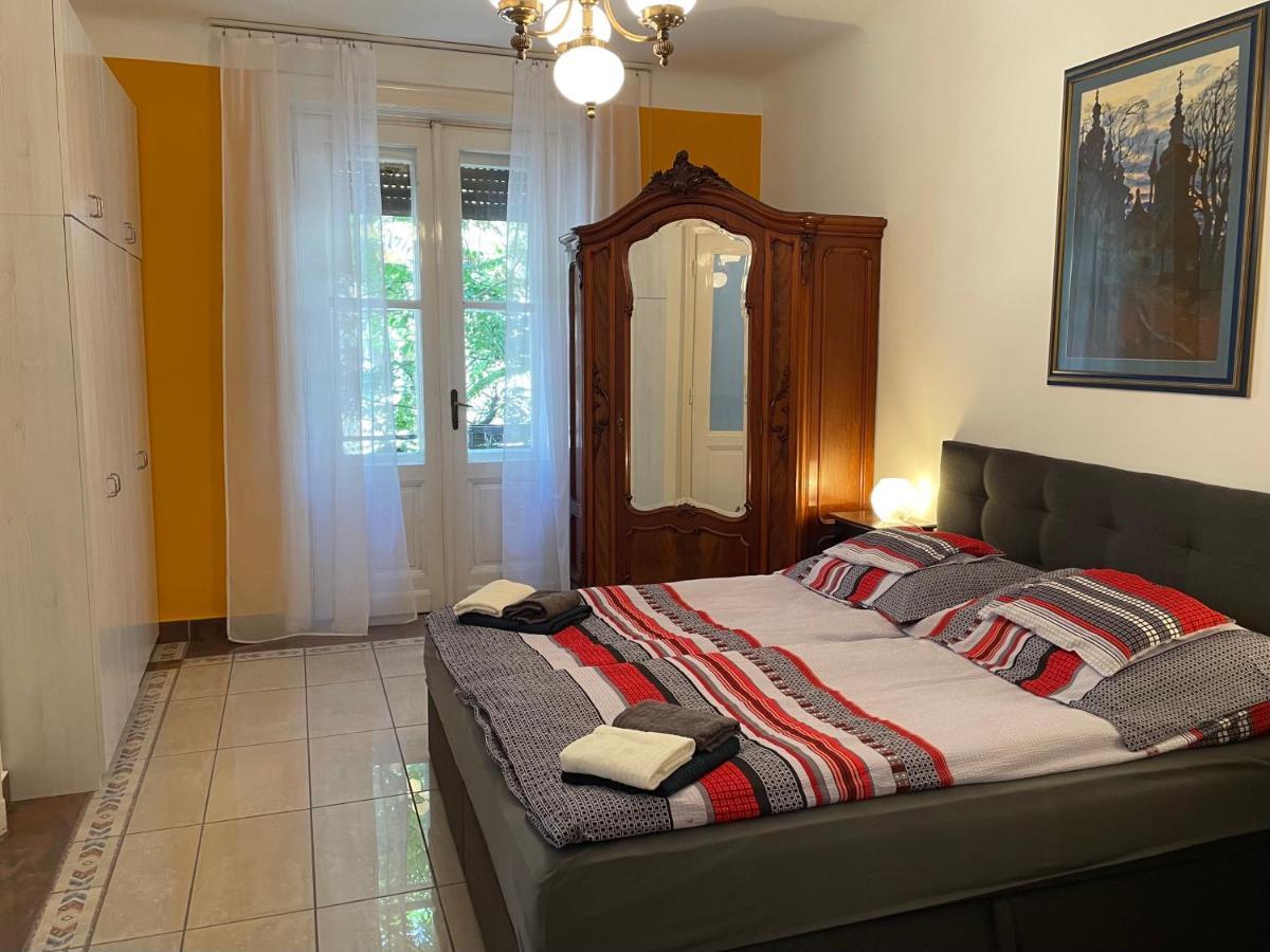 Buda Castle Apartment Budapest Exteriör bild