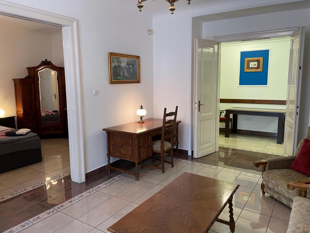 Buda Castle Apartment Budapest Exteriör bild