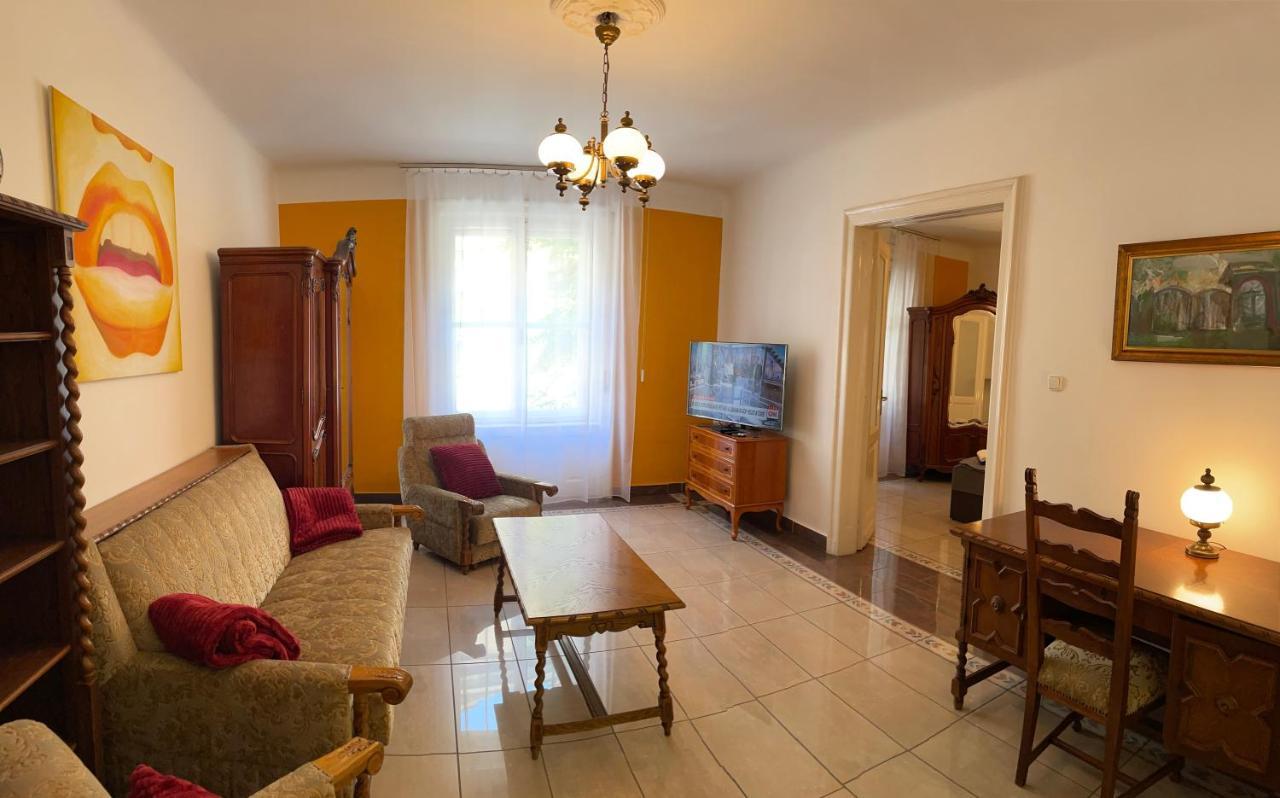 Buda Castle Apartment Budapest Exteriör bild